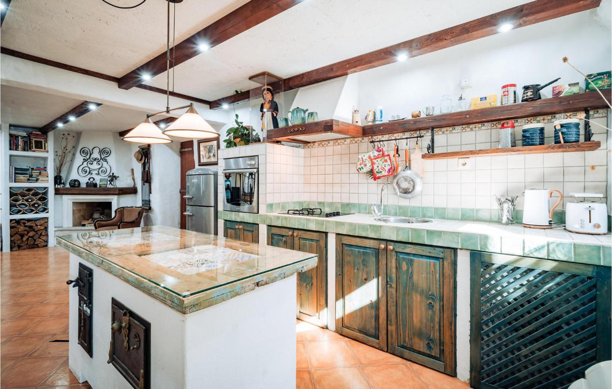 Gorgeous Apartment In Gruda With Jacuzzi المظهر الخارجي الصورة