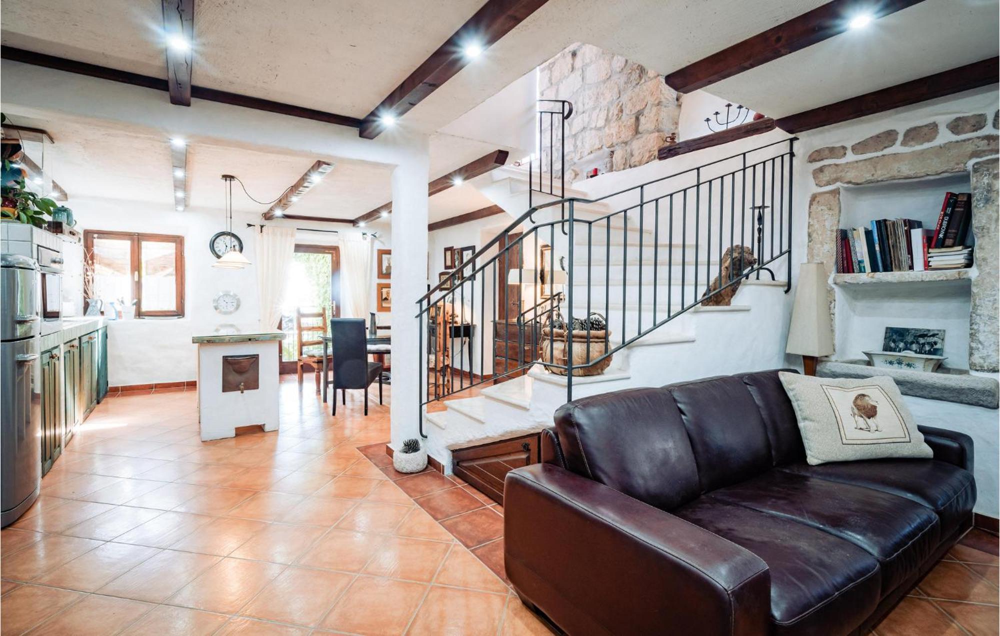 Gorgeous Apartment In Gruda With Jacuzzi المظهر الخارجي الصورة